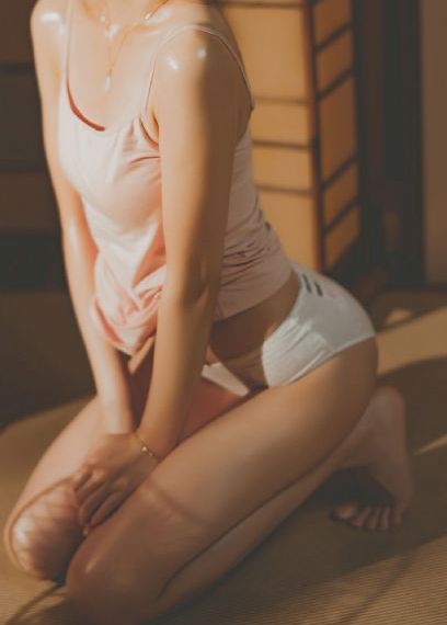 欧美黑丝艳星_高清完整版免费全集免费观看