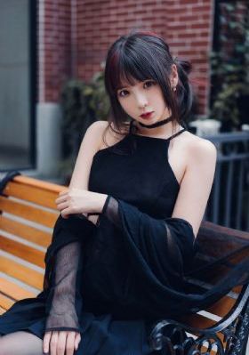 日韩国产亚洲综合小说_高清蓝光在线观看